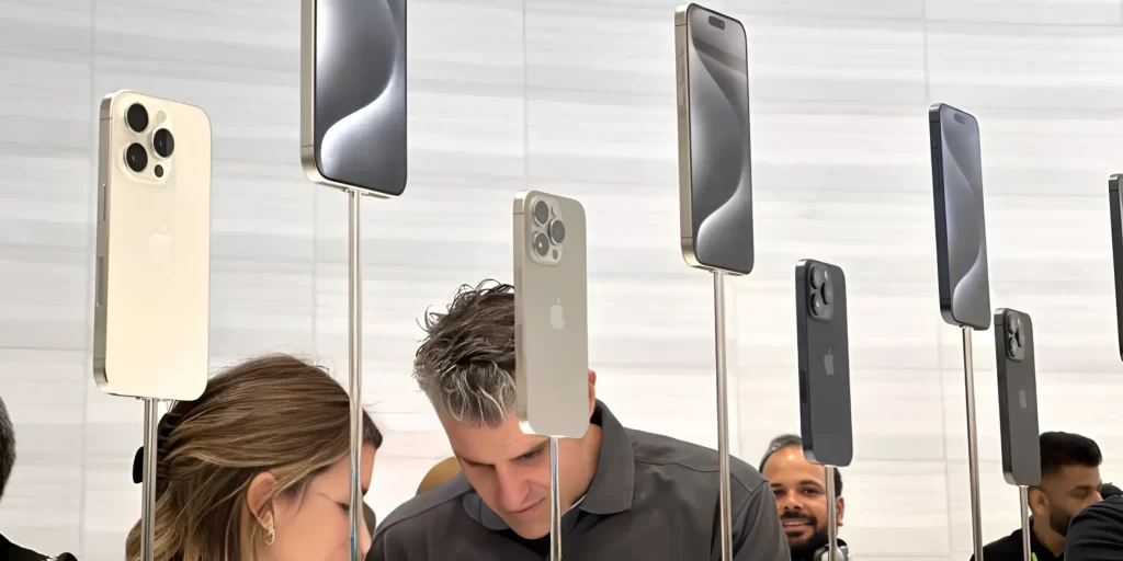 warna favorite iphone 15 series pro dan pro max